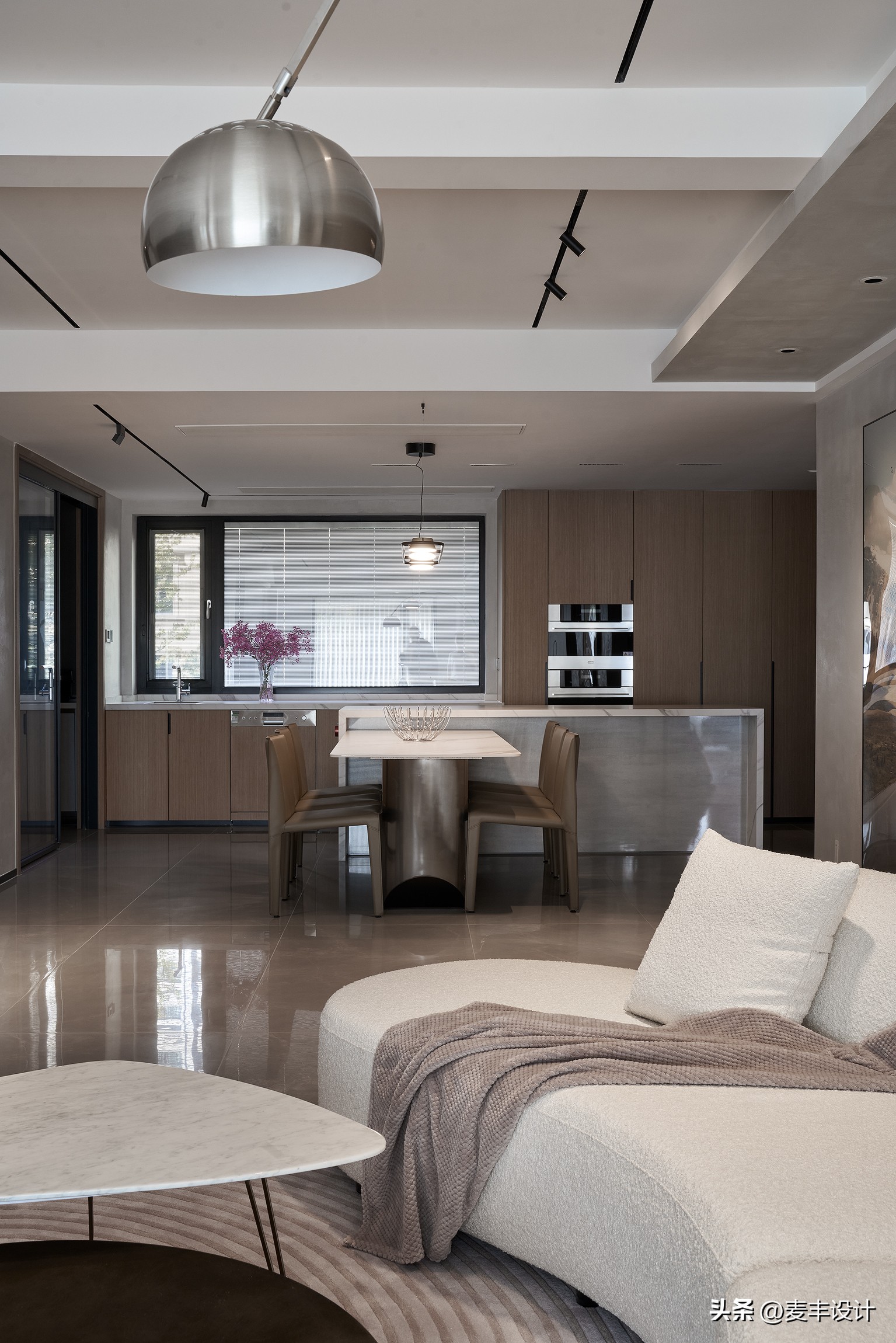 MHOO|沐光而居220㎡白马御府现代复式私宅