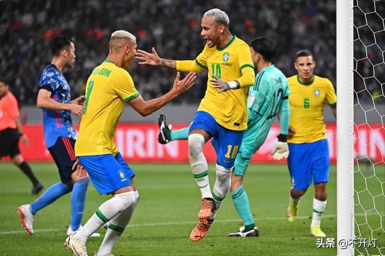 巴西队输球后内马尔的反应,理查利森被铲内马尔表情
