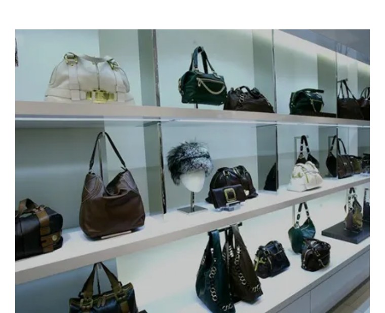 行业动态|老凤祥终端网点突破5000家，戴比尔斯8月销售持续强劲