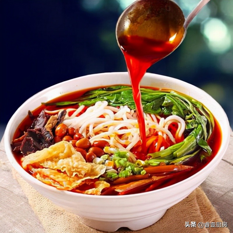 柳州螺蛳粉汤底配方和制作过程,柳州螺蛳粉的配方临桂哪里批发