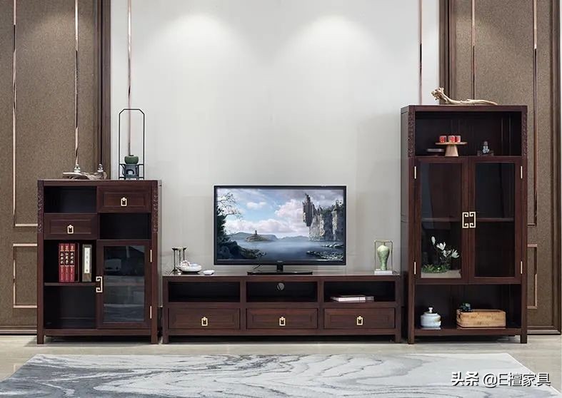 新中式电视柜两边放什么最好,新中式电视柜款式效果图