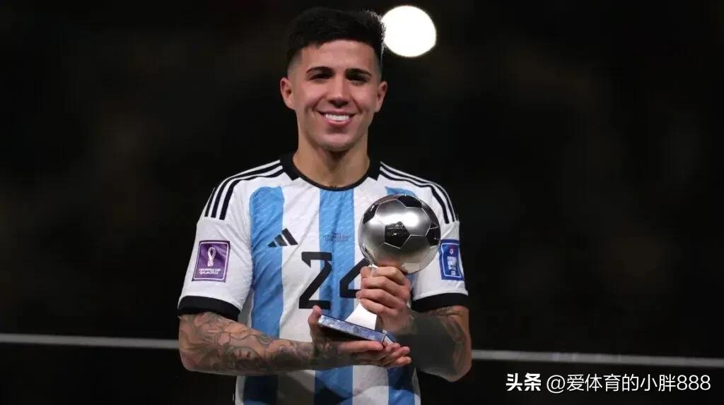 十大中场大师德布劳内,德布劳内三冠王集锦