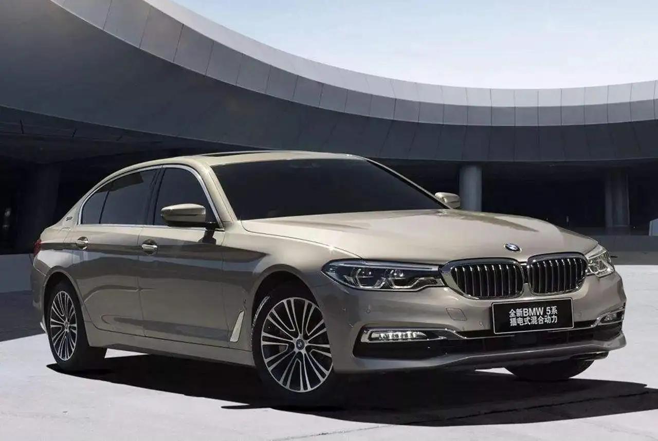 为什么很多人后悔买了插电混动车？别光看优点3大缺点才是硬伤