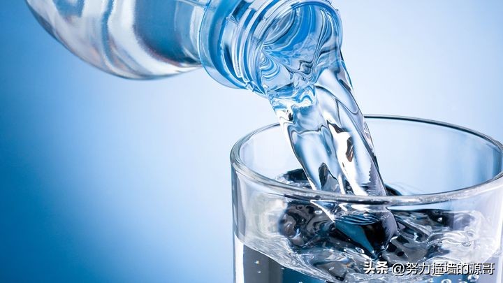 买哪种滤芯的净水壶好,滤水壶和净水壶哪个划算