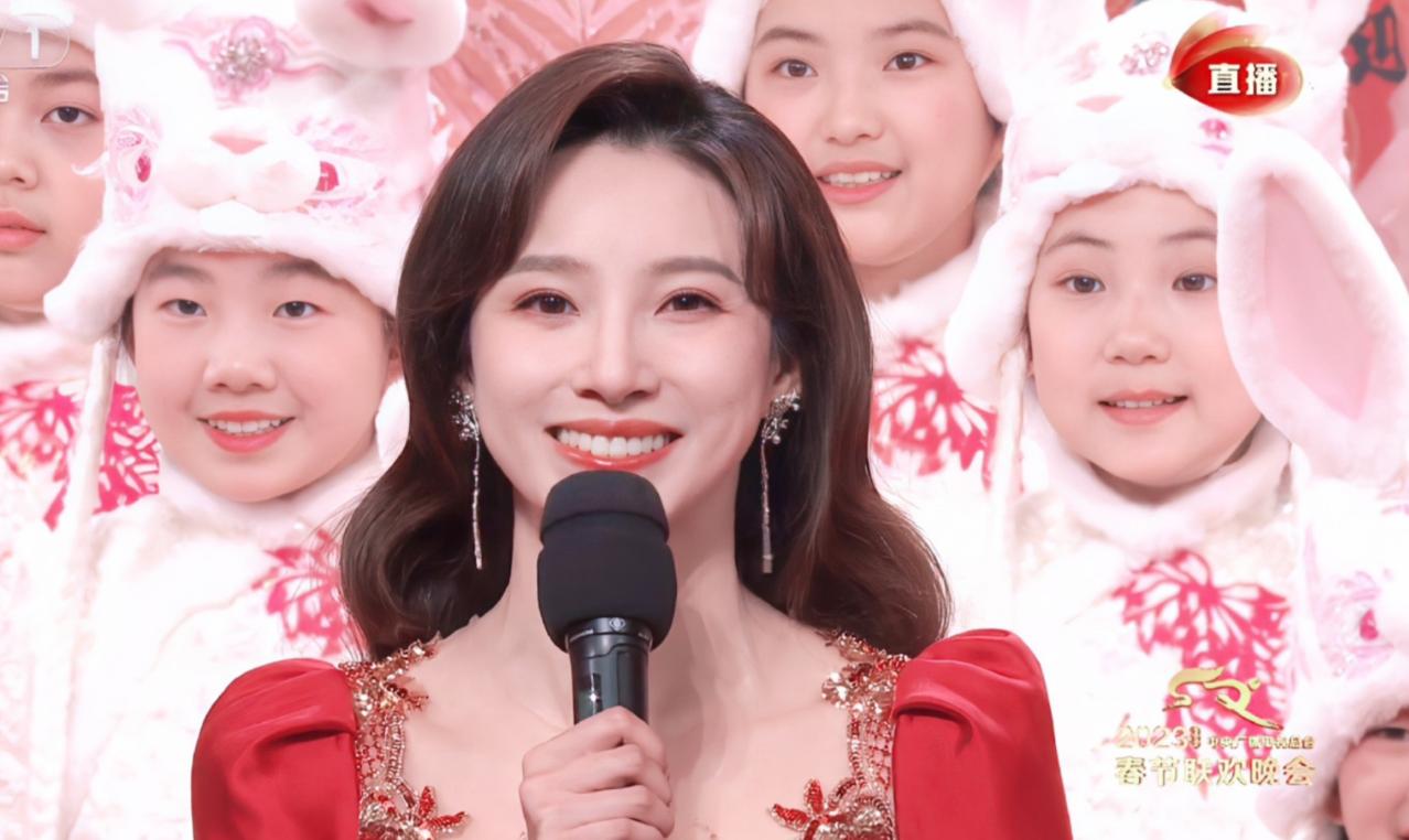 央视美女主持马凡舒有老公吗,马凡舒被称为央视最美女主持