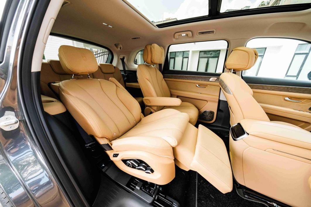 问界m7选科技舒享版还是21寸轮毂,问界m7智驾版自带科技舒享包吗