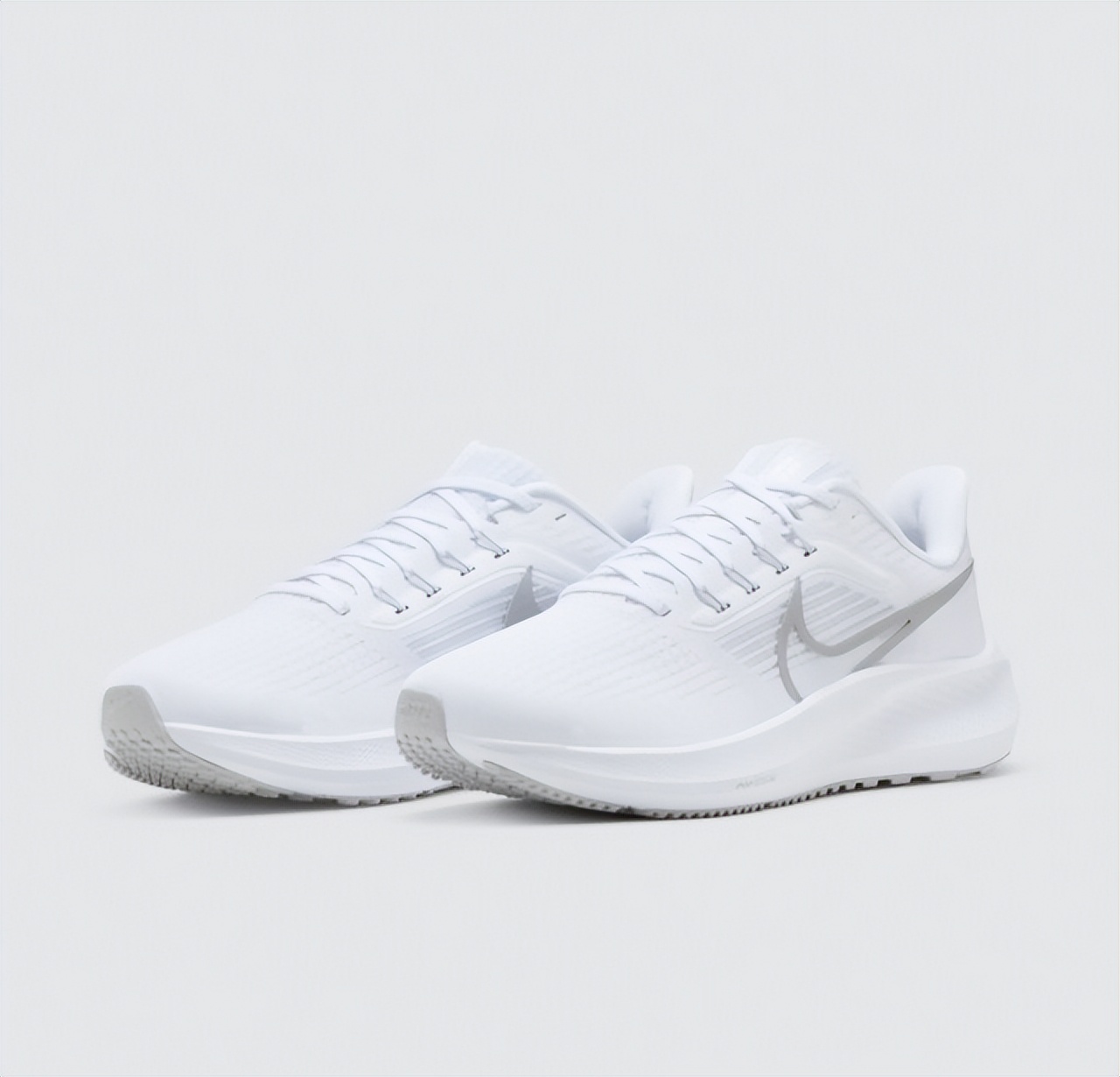 2022跑步运动鞋子推荐nike,跑步鞋耐克好还是亚瑟士好