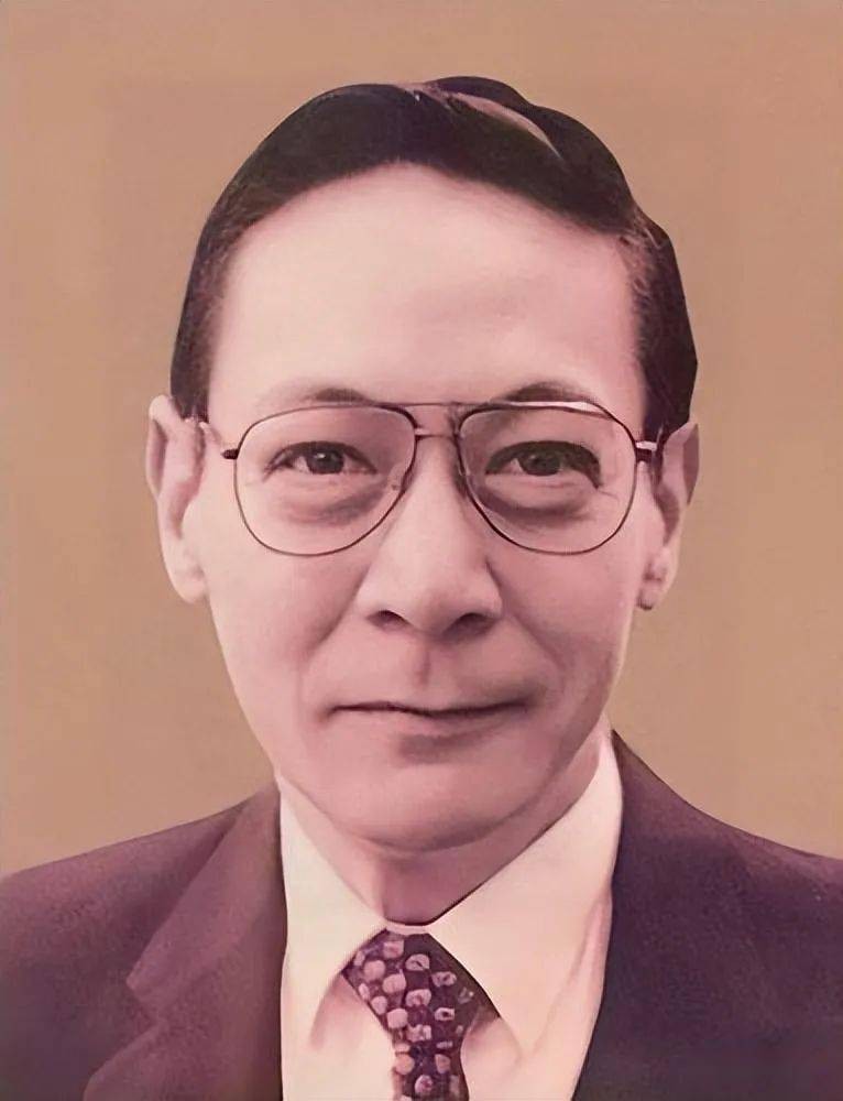 蒋介石的6个孙子，孝文酗酒成废物，孝武遭放逐，其余4个结局如何