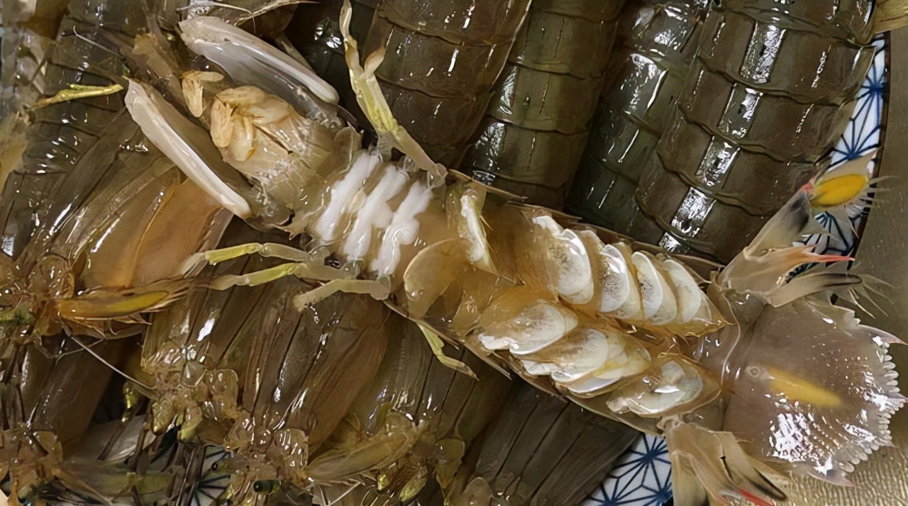 皮皮虾冷水下锅还是热水下锅,皮皮虾冷水下还是热水下