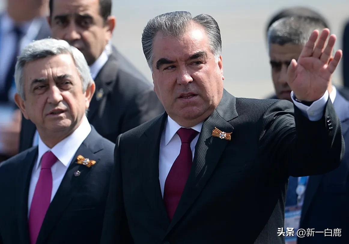 中亚五国峰会领导人进场,中亚峰会各国领导