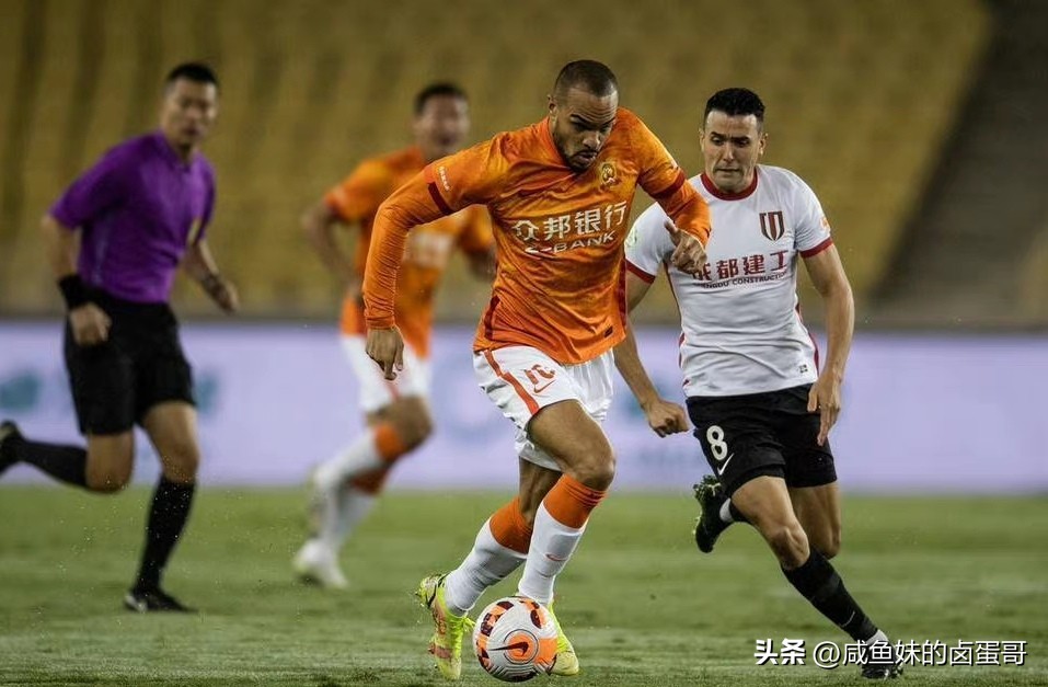 中超惊天大逆转,广州队被甩3分中超争冠格局
