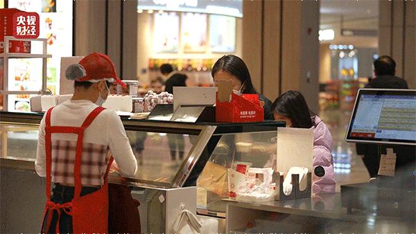 小程序可以给餐饮行业带来什么,餐饮小程序这样做更容易做大