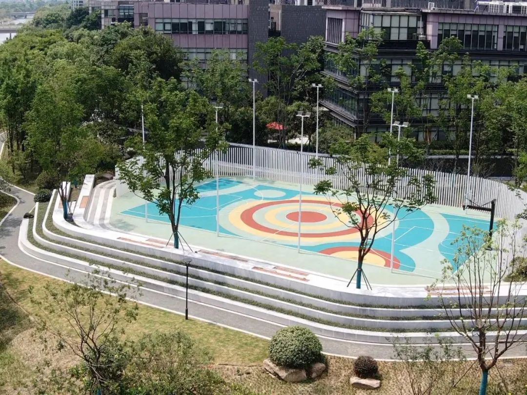 杭州夜间户外打卡地,杭州城西野球场