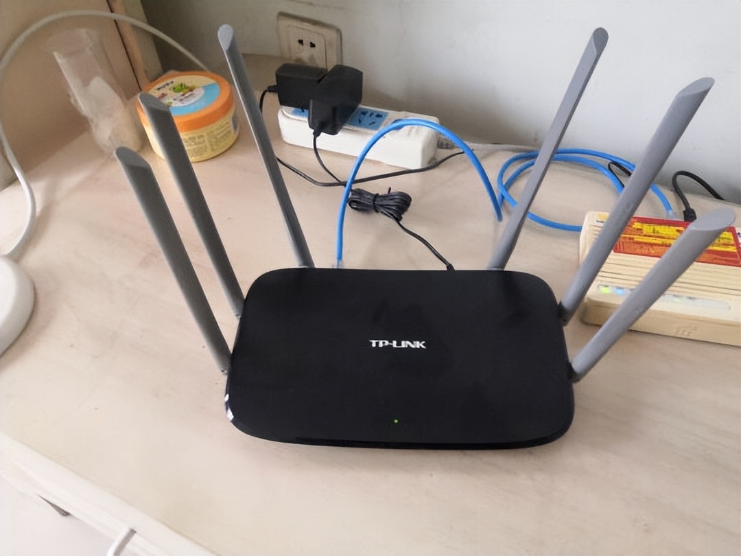 家里网络不好该放几个路由器,路由器怎样摆放不会影响网络