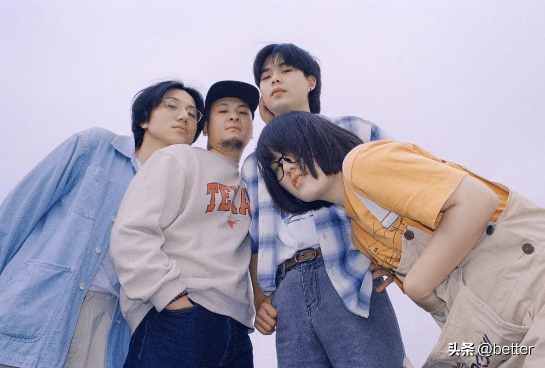 这家鼓手开的咸鱼咖啡，用音乐和咖啡「摆烂」