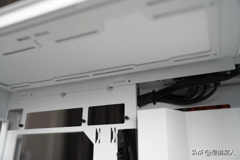 鑫谷昆仑御风机箱评测,鑫谷冰霜360argb冰山版水冷