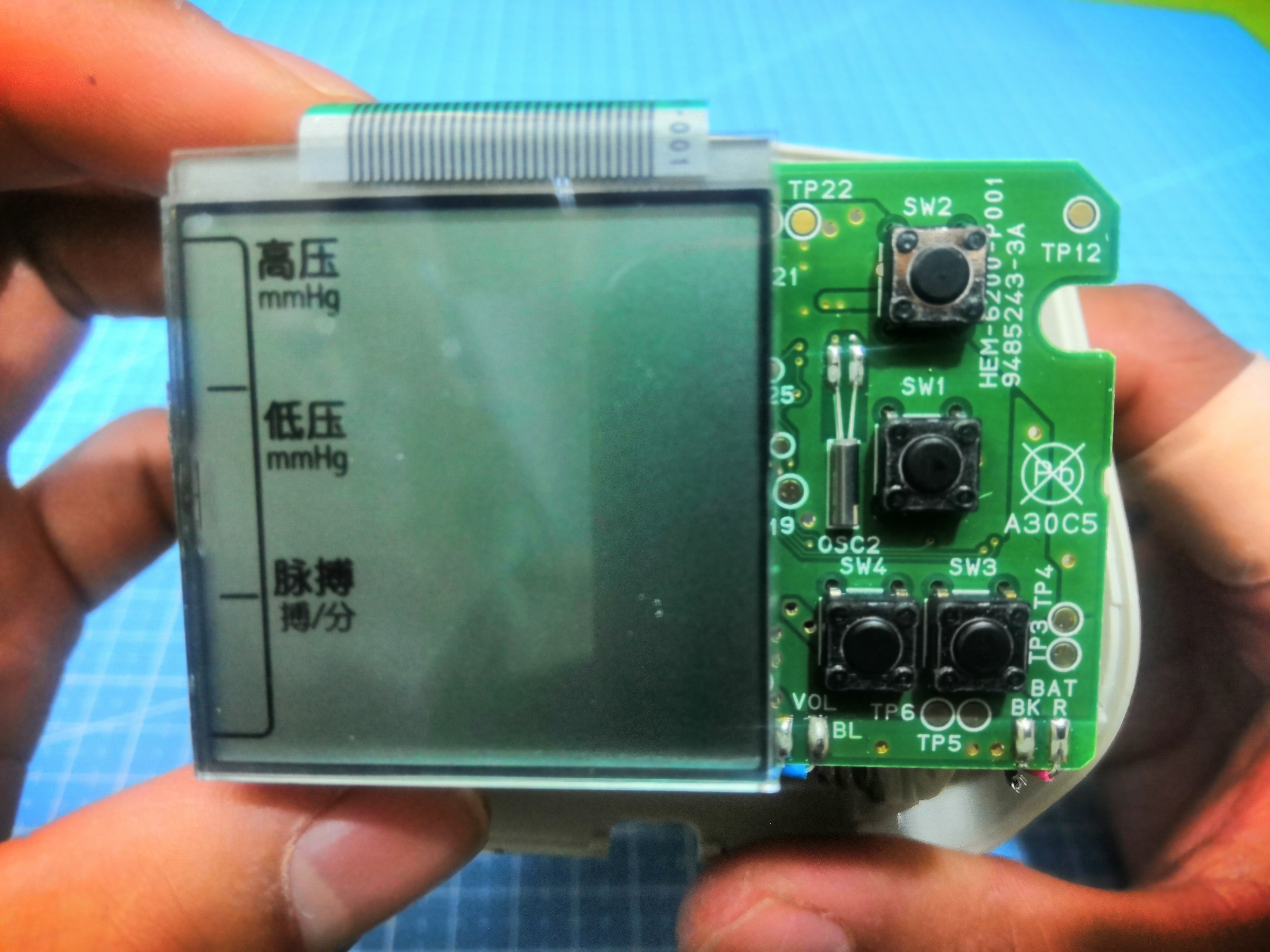 欧姆龙血压计hem-6200价格,omronhem8102a电子血压计调节方法