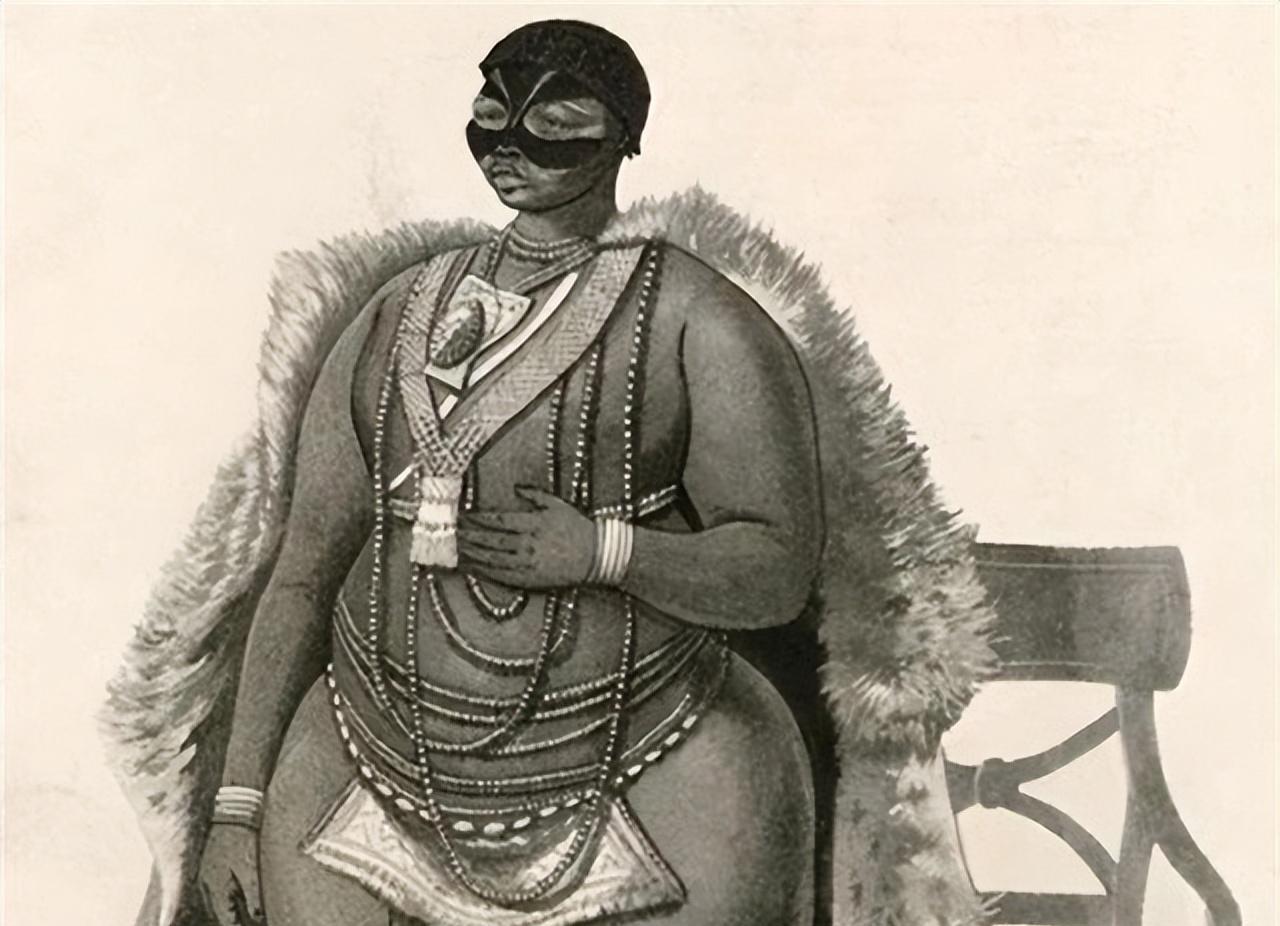 巨臀女孩：裸体展览与标本命运