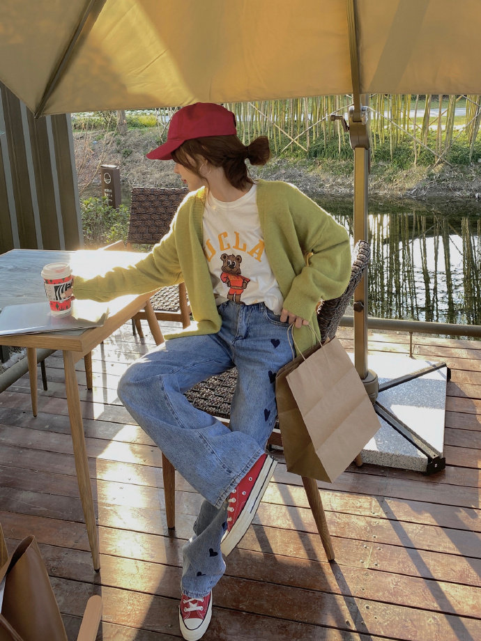 不穿高跟鞋也好看的搭配,不穿高跟鞋依然能穿出气质的视频