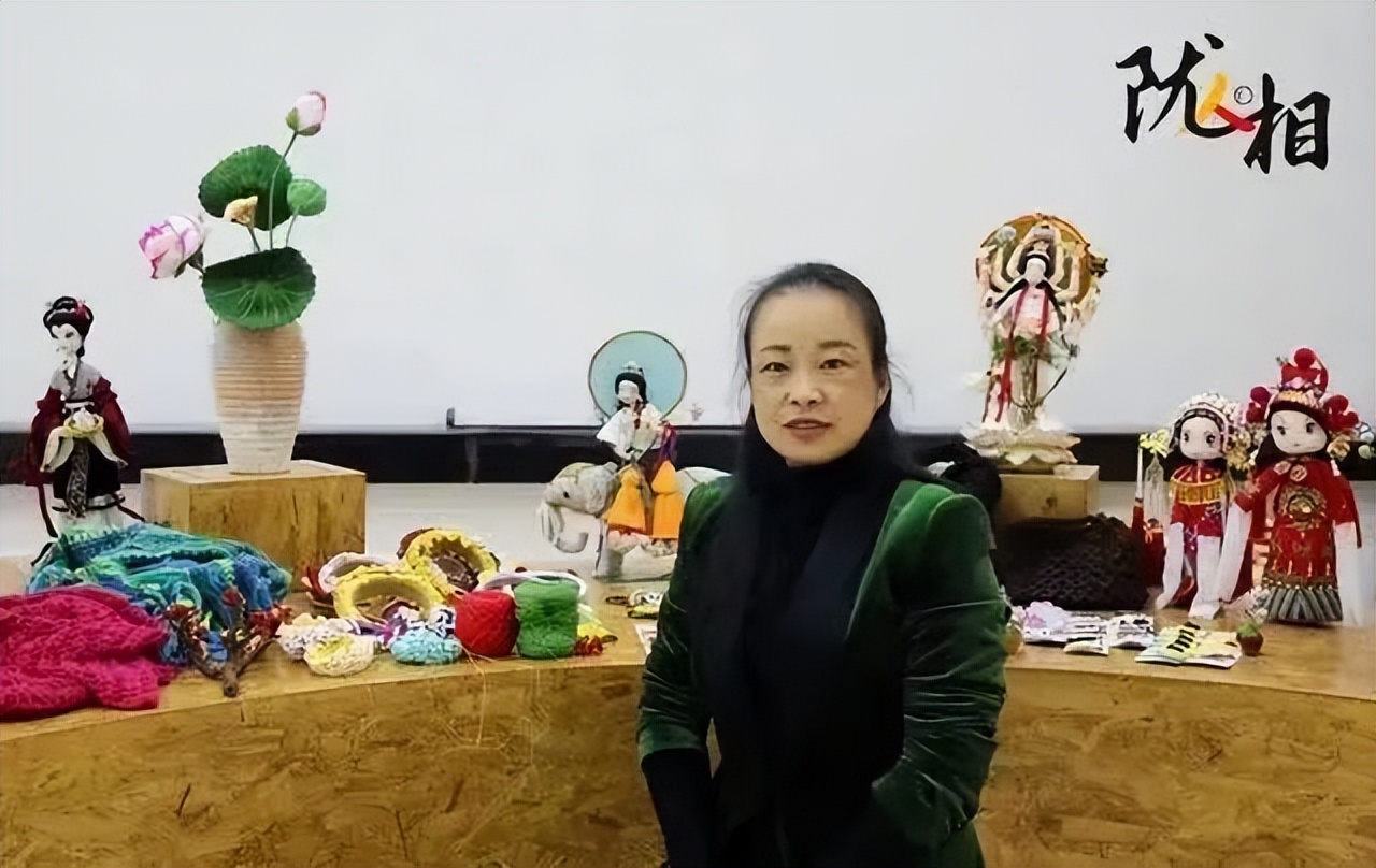 何起凤简介,何起凤