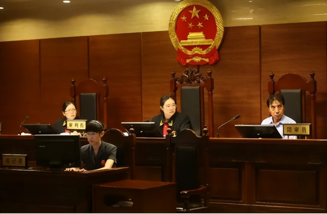 中国第一饮料的落寞：从千亿收入到负债百亿，老板已经跑了17年