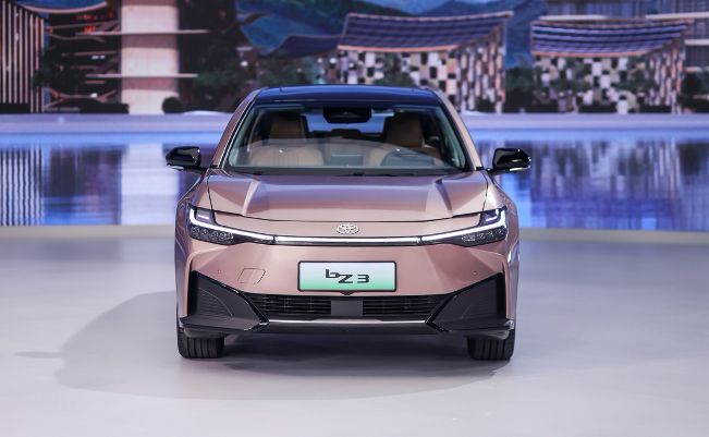 一汽丰田bz4x全国开始预售,一汽丰田bz4x南昌上市驭鉴之旅