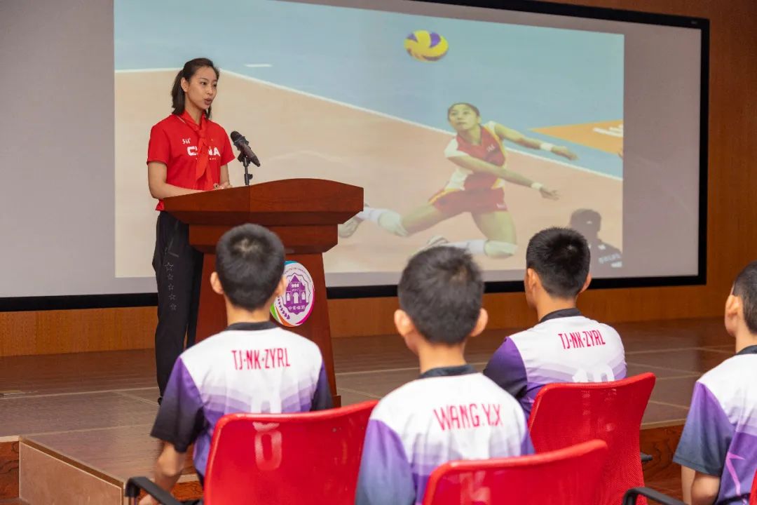 缤纷嘉年华六一喜乐会,缤纷六一快乐成长主题活动