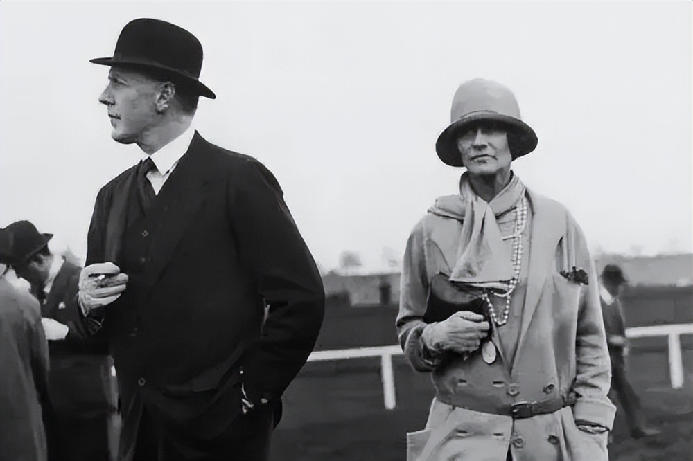 香奈儿人生经历,香奈儿最后的女神