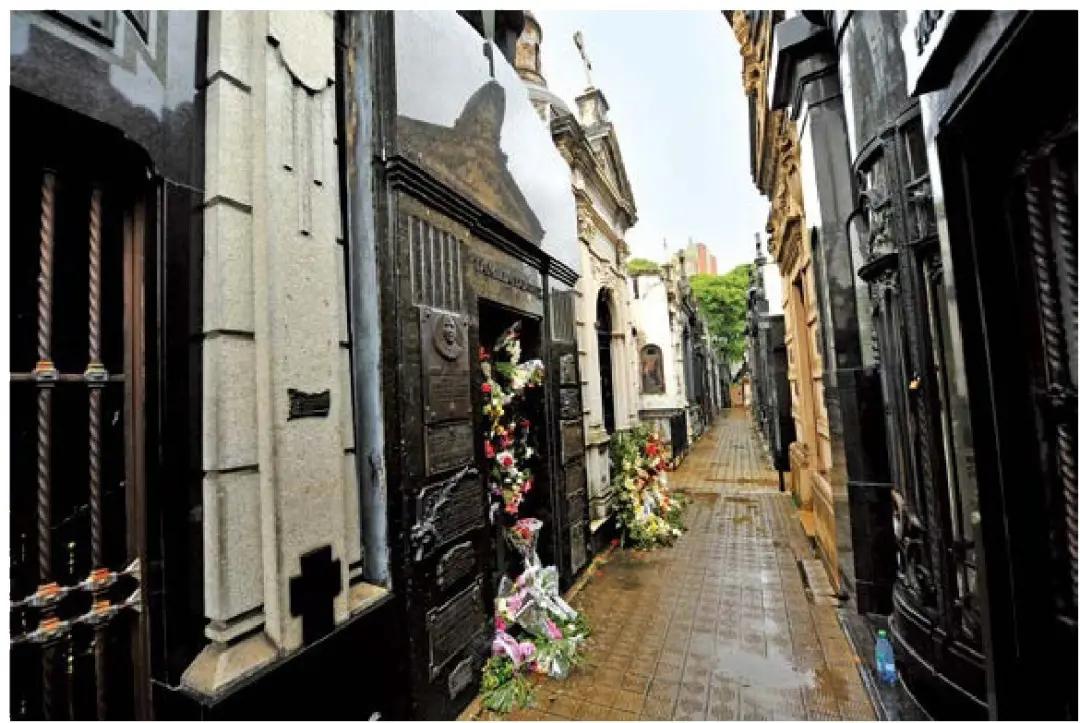 每一次旅行,都是在幻象中抵达故乡