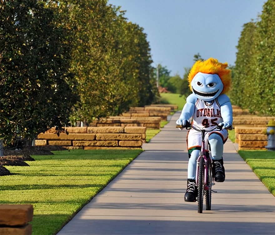 得克萨斯大学达拉斯分校——美国近年来发展最为迅速的大学之一