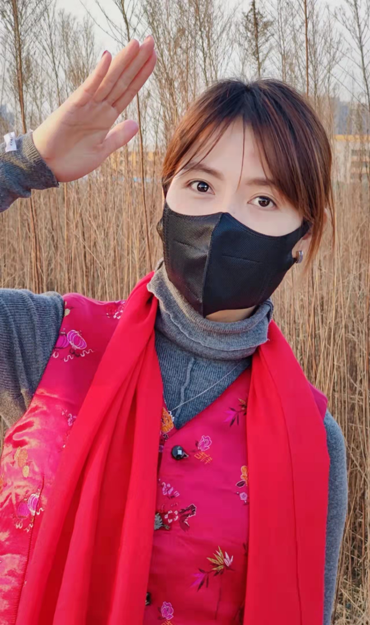 我，90后陕西女娃，每天帮人找对象，人称西安最美小红娘