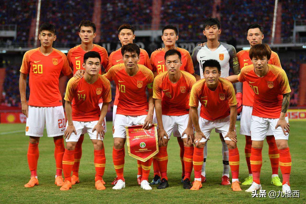 更新换代：国足一直存在人情化，冯潇霆式不要脸在于大宝身上体现