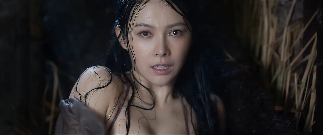 女演员卖肉打擦边球，剧情被嘲山寨《寻龙诀》，元彪新片晚节不保