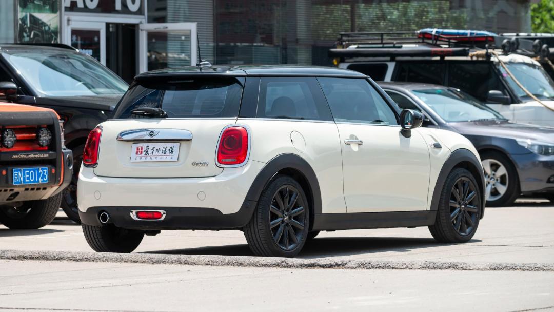 买高颜值轿车选这5款错不了,想要务实低调的代步车选它不会错