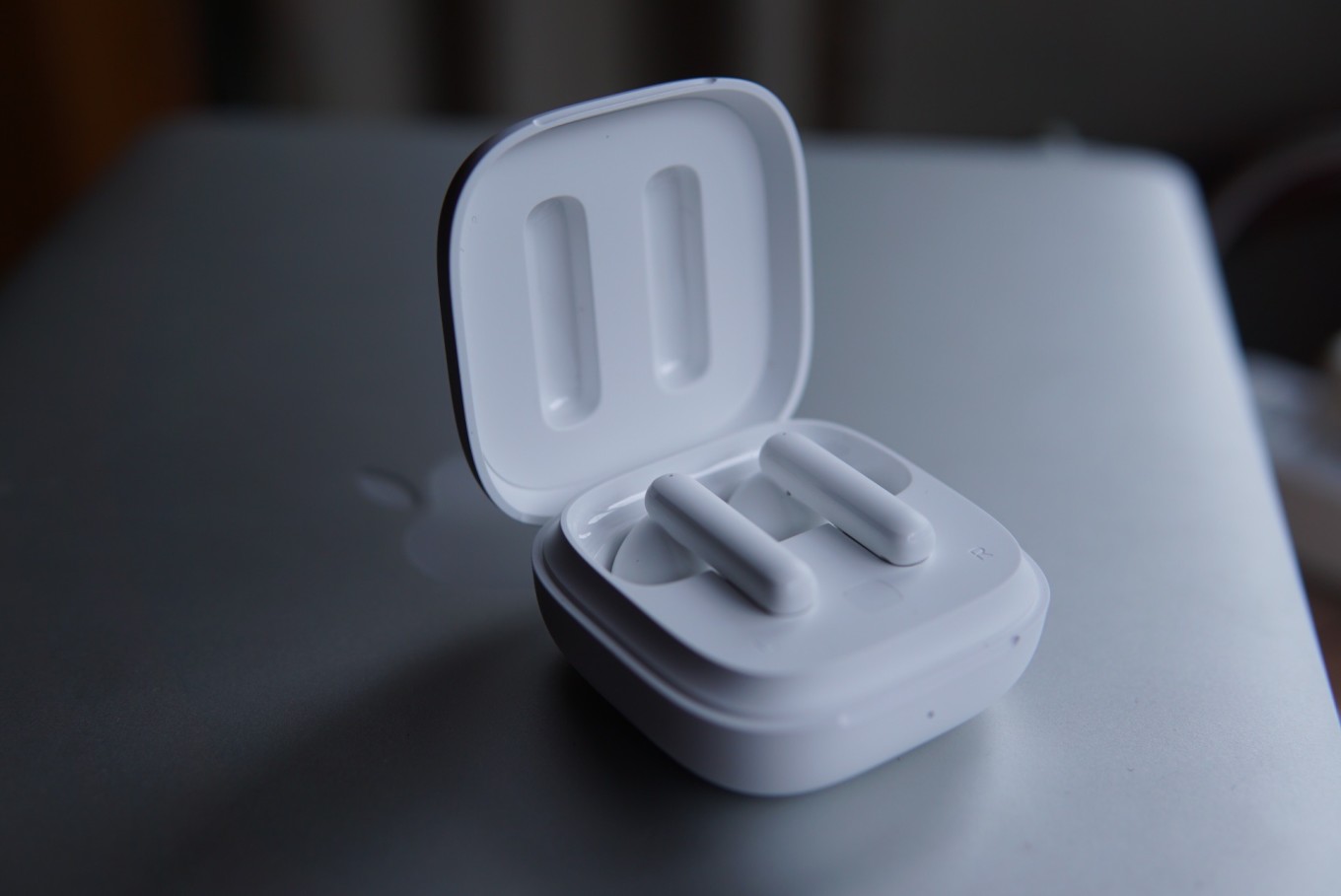 qcyt13anc降噪款和基础款,qcyt13anc主动降噪无线蓝牙耳机