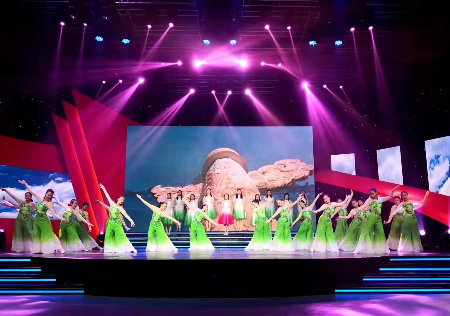 师生频获一等奖，优秀课例全国推广！罗湖外语实验学校咋这么牛