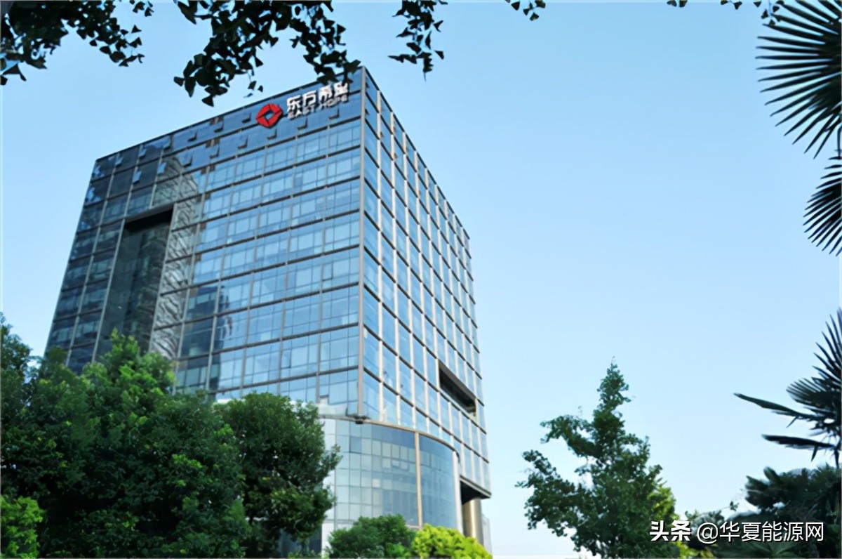 2656亿!2021年光伏十大“豪横”扩产,和它们背后的超级玩家们