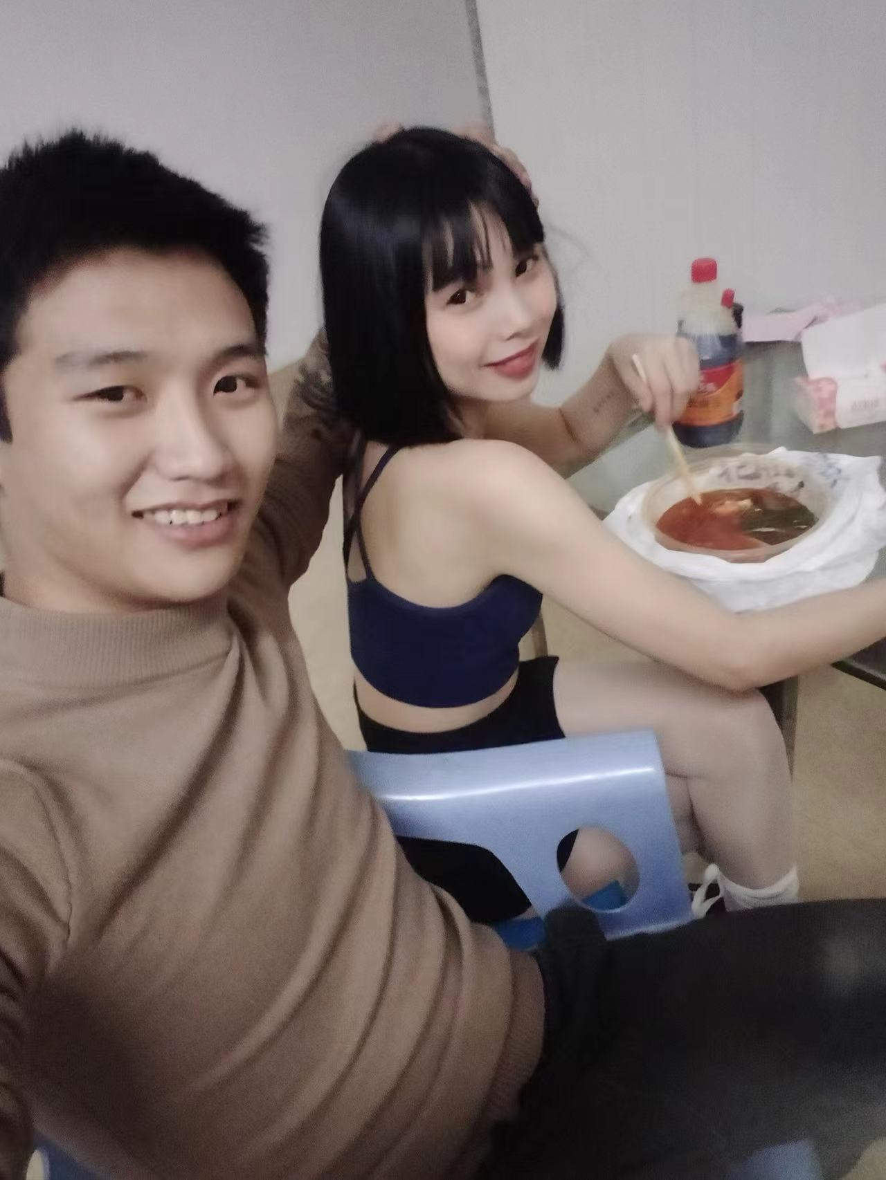 贵州小伙娶农村老婆视频,广西小伙花2000万娶越南姑娘