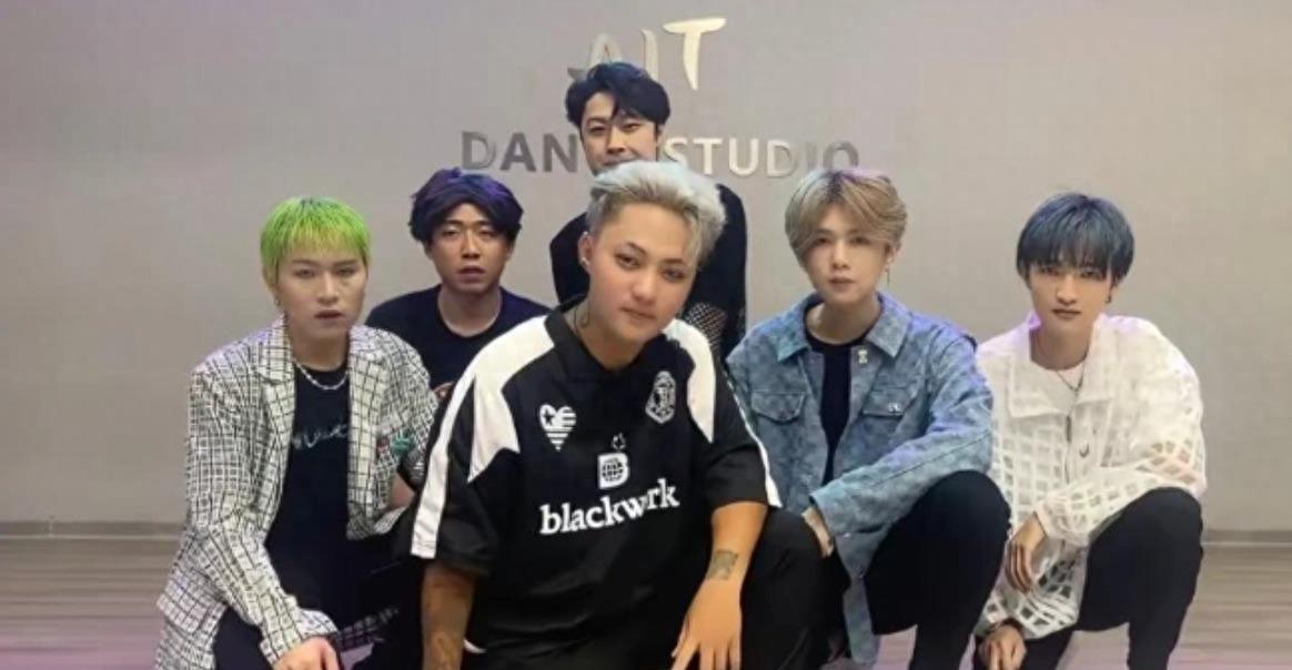 网红山寨版鹿晗自曝月入500万,山寨鹿哈月赚500万刺痛了谁