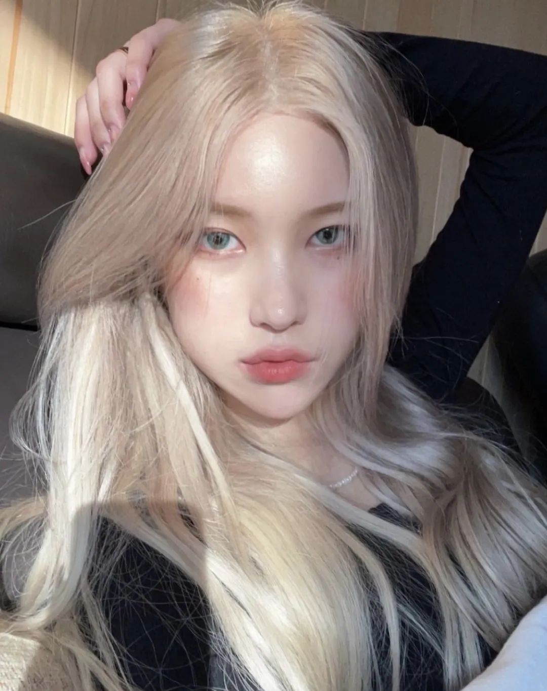 有这几个特点的女生打车去染浅发