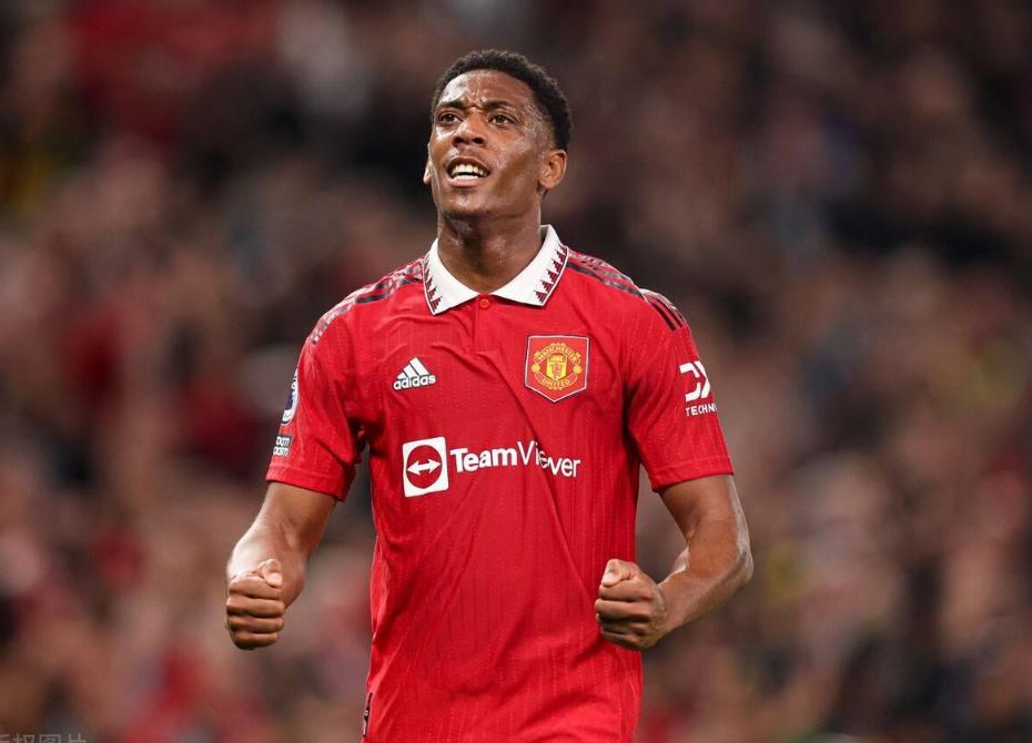 大清洗！曝曼联出售5人！巅峰身价2.24亿，滕哈格另定3引援