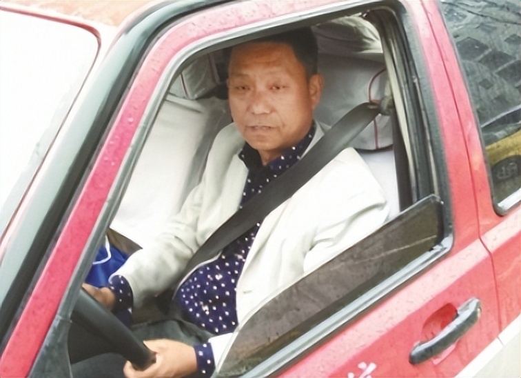 乘客开车遗落11万,乘客遗落300万