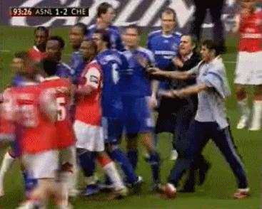 历史黄牌最多的足球比赛,足球历史上红牌最多的比赛