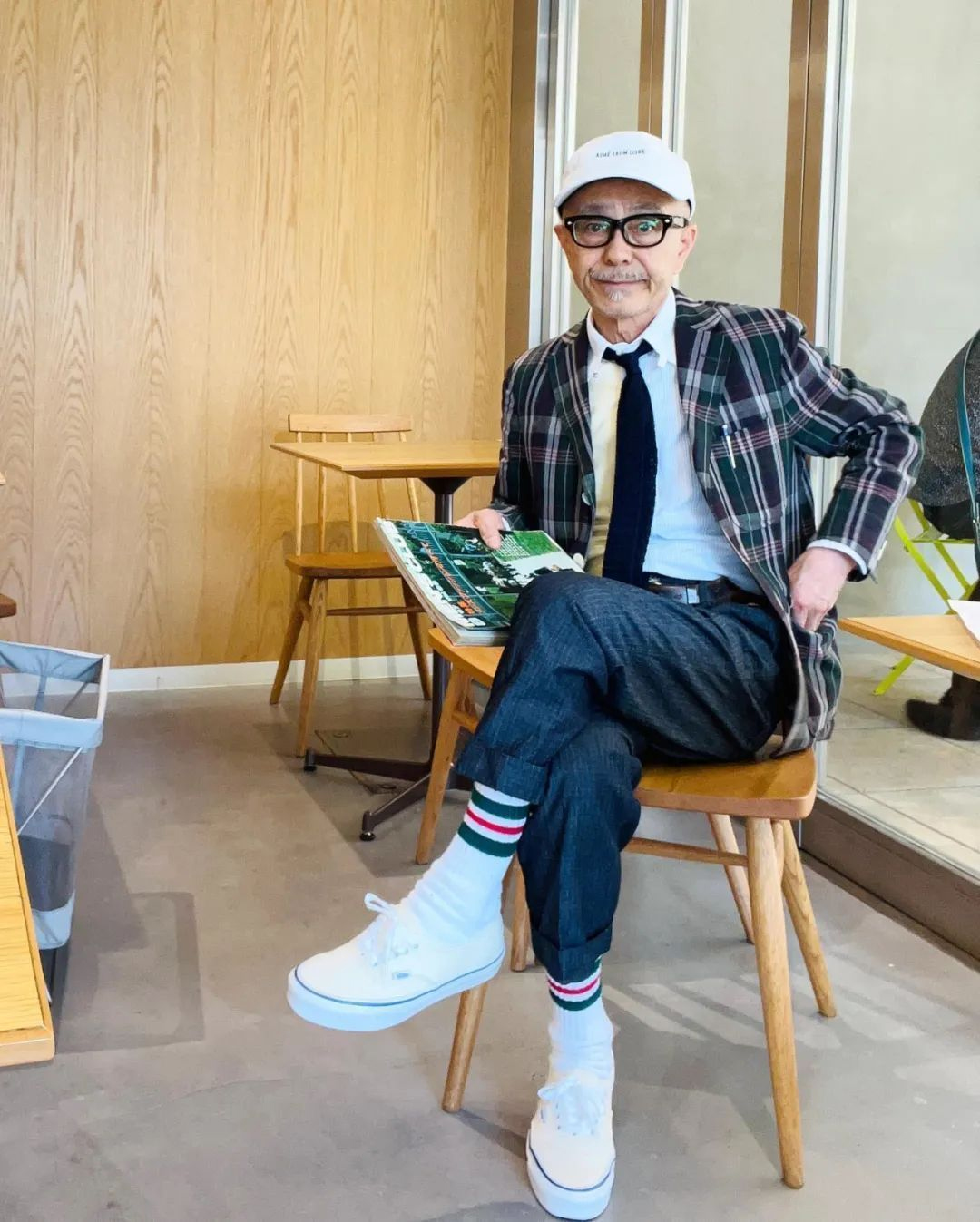 40岁男士洋气帽子搭配,40岁戴哪款帽子男好看