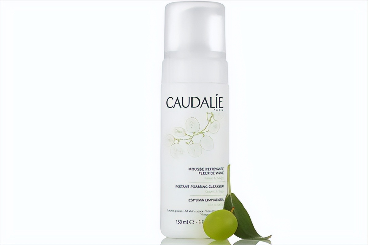 到底什么洗面奶能够深层洁净控油,什么洗面奶温和补水保湿美白好用