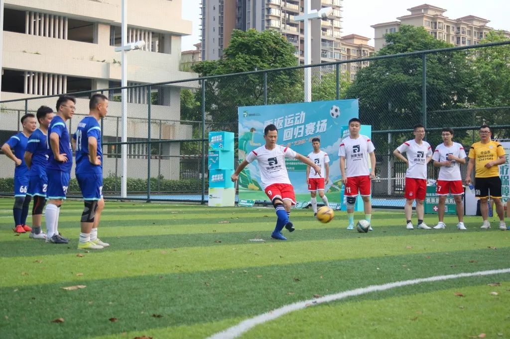 前叉韧带断裂术后可以踢球吗,韧带撕裂脚踝多久能打球