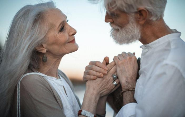 老年人一般有什么需求,医生提醒65岁以上老人注意4件事