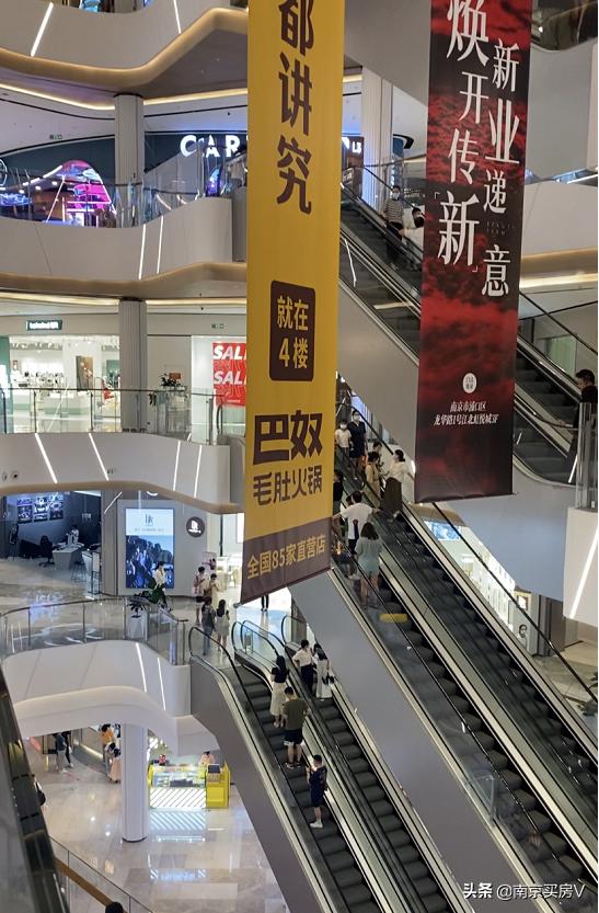 开业半年，来自江北虹悦城的降维打击