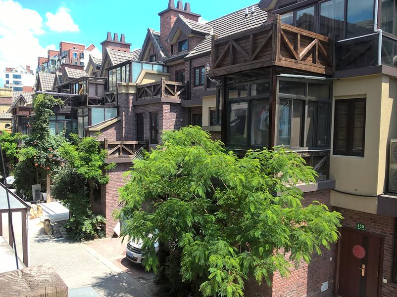 电子怀旧之旅（23）-“花漾”背板的先驱者-华为荣耀8