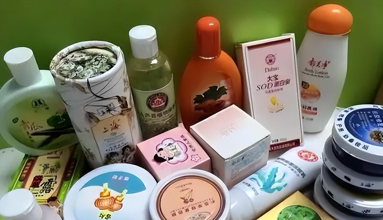 四种不出名但很好用的国货,哪些被包装耽误的国货护肤品